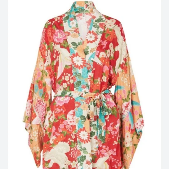 Spell Delilah Short Kimono Robe